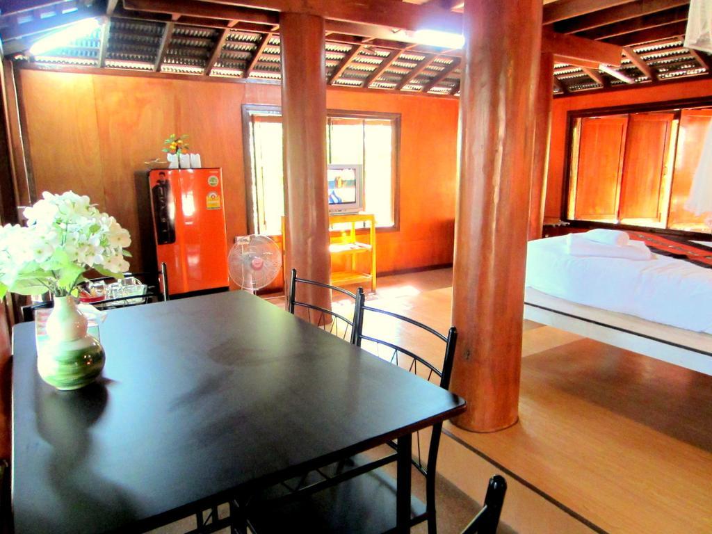 Golden Teak Homestay 湄林 外观 照片